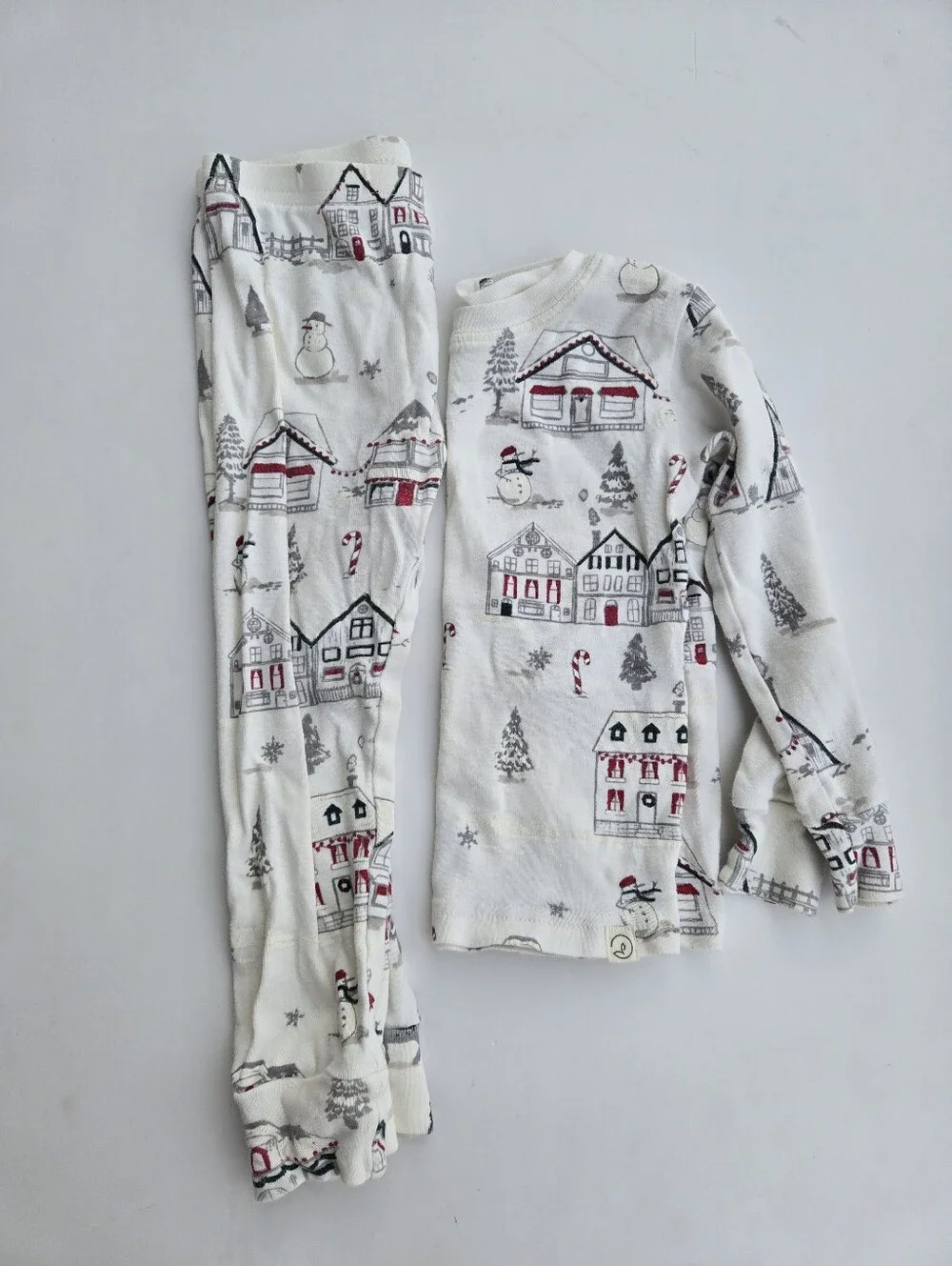 Little Planet Cream Holiday Village Pajama Set Organic Cotton 2T